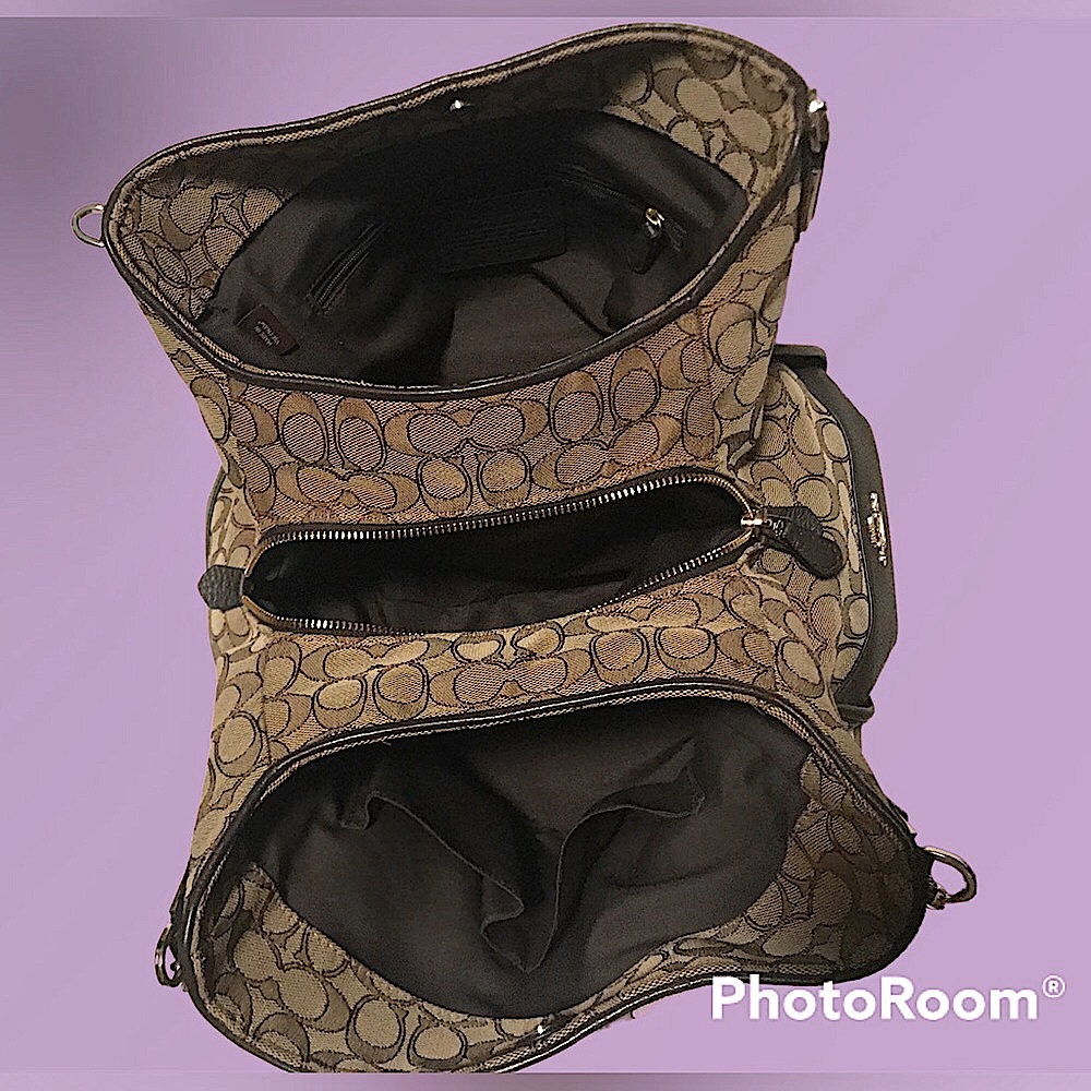 Coach Phoebe 3 compartment 😍 - Picture 8 of 10